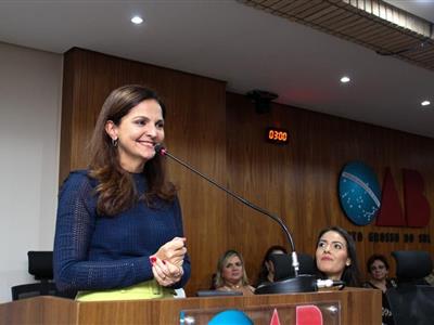 Foto da Notícia: Gisela Cardoso faz palestra à convite da OAB-MS e apresenta panorama das advogadas no mercado de trabalho
