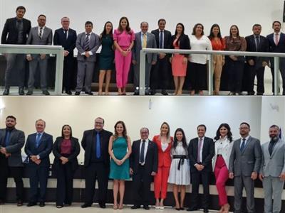 Foto da Notícia: Tomam posse oficialmente as diretorias de Canarana e Vila Rica da OAB-MT