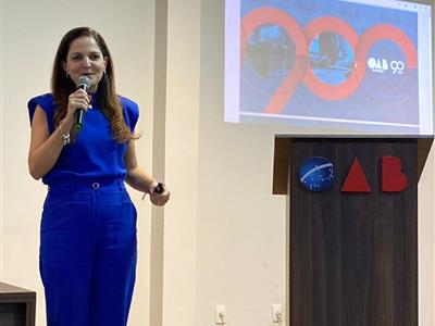 Foto da Notícia: Gisela Cardoso dá início às aulas de pós-graduação em Direito do Agronegócio, parceria da OAB-MT e ESA/MT com a UFMT