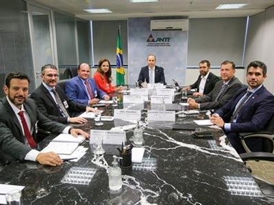 Foto da Notícia: Em reunião com a ANTT, CFOAB e OAB-MT buscam solução para os problemas da BR-163