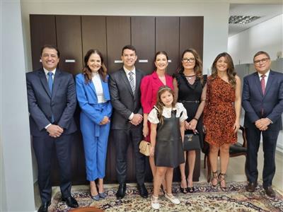 Foto da Notícia: Gisela Cardoso e José Carlos Guimarães participam da sessão de recondução do procurador-geral de Contas