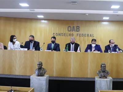 Foto da Notícia: Colégio de Presidentes aprova atuação junto ao CNJ para que Judiciário assegure salas para audiências por videoconferência