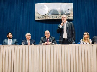 Foto da Notícia: Em MT, Vice-presidente nacional da OAB traça paralelo entre Direitos Humanos e democracia 