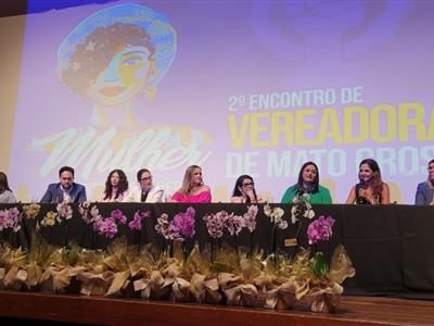 Foto da Notícia: Gisela Cardoso participa do 2º Encontro de Vereadoras de MT