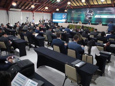 Foto da Notícia: Na abertura do evento, presidente da OAB-MT destaca importância da advocacia e a necessidade da garantia do livre exercício da profissão