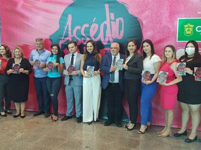 Foto da Notícia: É preciso ter a coragem de falar sobre assédio, diz Gisela Cardoso, em lançamento de campanha da Prefeitura de Cuiabá