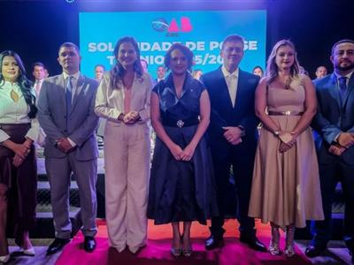 Foto da Notícia: Gisela Cardoso dá posse a Cibeli Simões para segundo mandato à frente da 3ª Subseção 