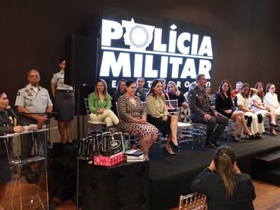 Foto da Notícia: Gisela Cardoso, presidente da OAB-MT, prestigia evento da Polícia Militar
