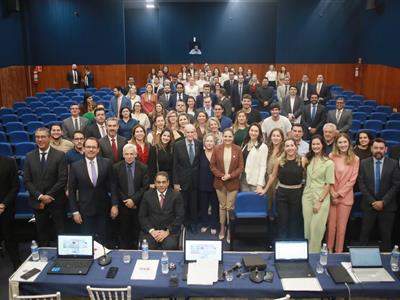 Notícia destaque: Advogado Whady Lacerda é homenageado pela OAB-MT 