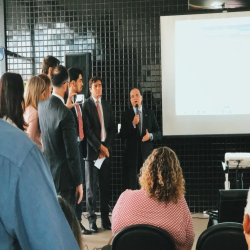 Ato em Defesa da Justiça do Trabalho