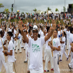 Comissão de Defesa da Igualdade Social representa OAB-MT em festa da capoeira nos 300 anos de Cuiabá