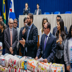 Posse das Comissões Temáticas 2019 - 2021 e entrega de doações a funcionários da Santa Casa e detentas - Fotografo: George Dias/ZF Press