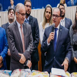 Posse das Comissões Temáticas 2019 - 2021 e entrega de doações a funcionários da Santa Casa e detentas - Fotografo: George Dias/ZF Press