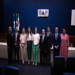 14/10 - Homenagem aos professores, OAB-MT entrega moções de aplausos a docentes do Direito