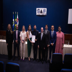 14/10 - Homenagem aos professores, OAB-MT entrega moções de aplausos a docentes do Direito