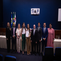 14/10 - Homenagem aos professores, OAB-MT entrega moções de aplausos a docentes do Direito