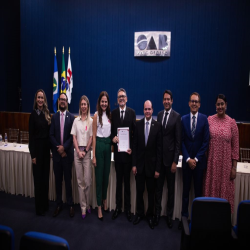 14/10 - Homenagem aos professores, OAB-MT entrega moções de aplausos a docentes do Direito