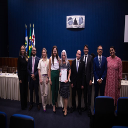 14/10 - Homenagem aos professores, OAB-MT entrega moções de aplausos a docentes do Direito