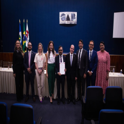 14/10 - Homenagem aos professores, OAB-MT entrega moções de aplausos a docentes do Direito