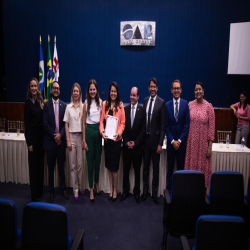 14/10 - Homenagem aos professores, OAB-MT entrega moções de aplausos a docentes do Direito