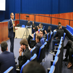 07/02 - OAB faz entrega de Certidões para estagiários e advogados  - Fotografo: Fernando Rodrigues