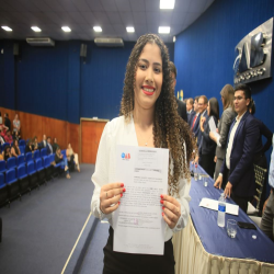 07/02 - OAB faz entrega de Certidões para estagiários e advogados  - Fotografo: Fernando Rodrigues