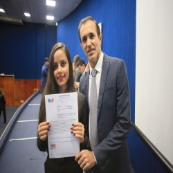 07/02 - OAB faz entrega de Certidões para estagiários e advogados  - Fotografo: Fernando Rodrigues