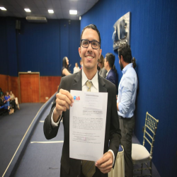 07/02 - OAB faz entrega de Certidões para estagiários e advogados  - Fotografo: Fernando Rodrigues