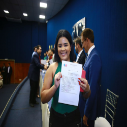 11/04 - OAB-MT entrega certidões para estagiários e novos advogados - Fotografo: Fernando Rodrigues