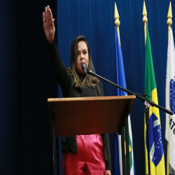 OAB-MT entrega certidões para advogados e estagiários - 01/08 - Fotografo: Fernando Rodrigues