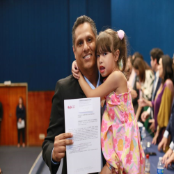 OAB-MT entrega certidões para advogados e estagiários - 01/08 - Fotografo: Fernando Rodrigues