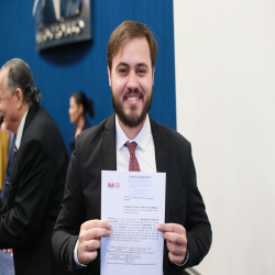OAB-MT entrega certidões para advogados e estagiários - 01/08 - Fotografo: Fernando Rodrigues
