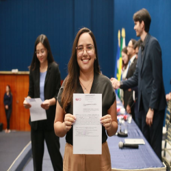 Novos advogados e estagiários recebem certidões na OAB-MT - 05/09 - Fotografo: Fernando Rodrigues