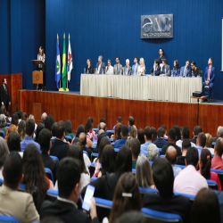 Novos advogados e estagiários recebem certidões na OAB-MT - 05/09 - Fotografo: Fernando Rodrigues