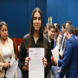 Novos advogados e estagiários recebem certidões na OAB-MT - 05/09 - Fotografo: Fernando Rodrigues