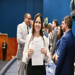 Novos advogados e estagiários recebem certidões na OAB-MT - 05/09 - Fotografo: Fernando Rodrigues