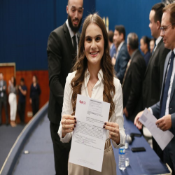 03-10 - OAB-MT faz entrega de certidões para novos advogados e estagiários - Fotografo: Fernando Rodrigues