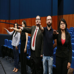 07-10 - Novos advogados e estagiários recebem certidões na OAB-MT - Fotografo: Fernando Rodrigues