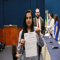 07-10 - Novos advogados e estagiários recebem certidões na OAB-MT - Fotografo: Fernando Rodrigues