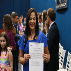 07-10 - Novos advogados e estagiários recebem certidões na OAB-MT - Fotografo: Fernando Rodrigues