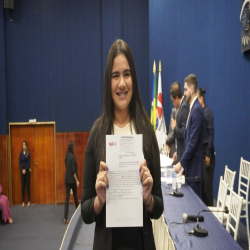 05-12 - Entrega de certidões para novos advogados e estagiários, na OAB-MT - Fotografo: Fernando Rodrigues