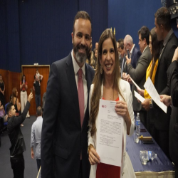 05-12 - Entrega de certidões para novos advogados e estagiários, na OAB-MT - Fotografo: Fernando Rodrigues