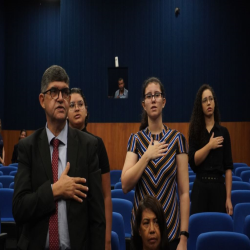 02-04 - Novos advogados e estagiários recebem certidões na OAB-MT - Fotografo: Fernando Rodrigues