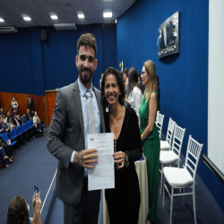 02-04 - Novos advogados e estagiários recebem certidões na OAB-MT - Fotografo: Fernando Rodrigues