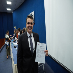 02-04 - Novos advogados e estagiários recebem certidões na OAB-MT - Fotografo: Fernando Rodrigues