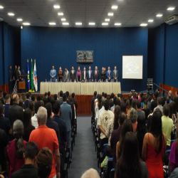 07-05 - Novos advogados e estagiários recebem certidões na OAB-MT - Fotografo: Fernando Rodrigues