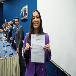 07-05 - Novos advogados e estagiários recebem certidões na OAB-MT - Fotografo: Fernando Rodrigues