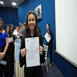 07-05 - Novos advogados e estagiários recebem certidões na OAB-MT - Fotografo: Fernando Rodrigues