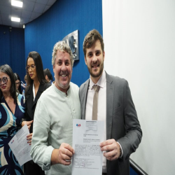 07-05 - Novos advogados e estagiários recebem certidões na OAB-MT - Fotografo: Fernando Rodrigues