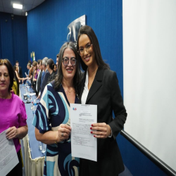 07-05 - Novos advogados e estagiários recebem certidões na OAB-MT - Fotografo: Fernando Rodrigues